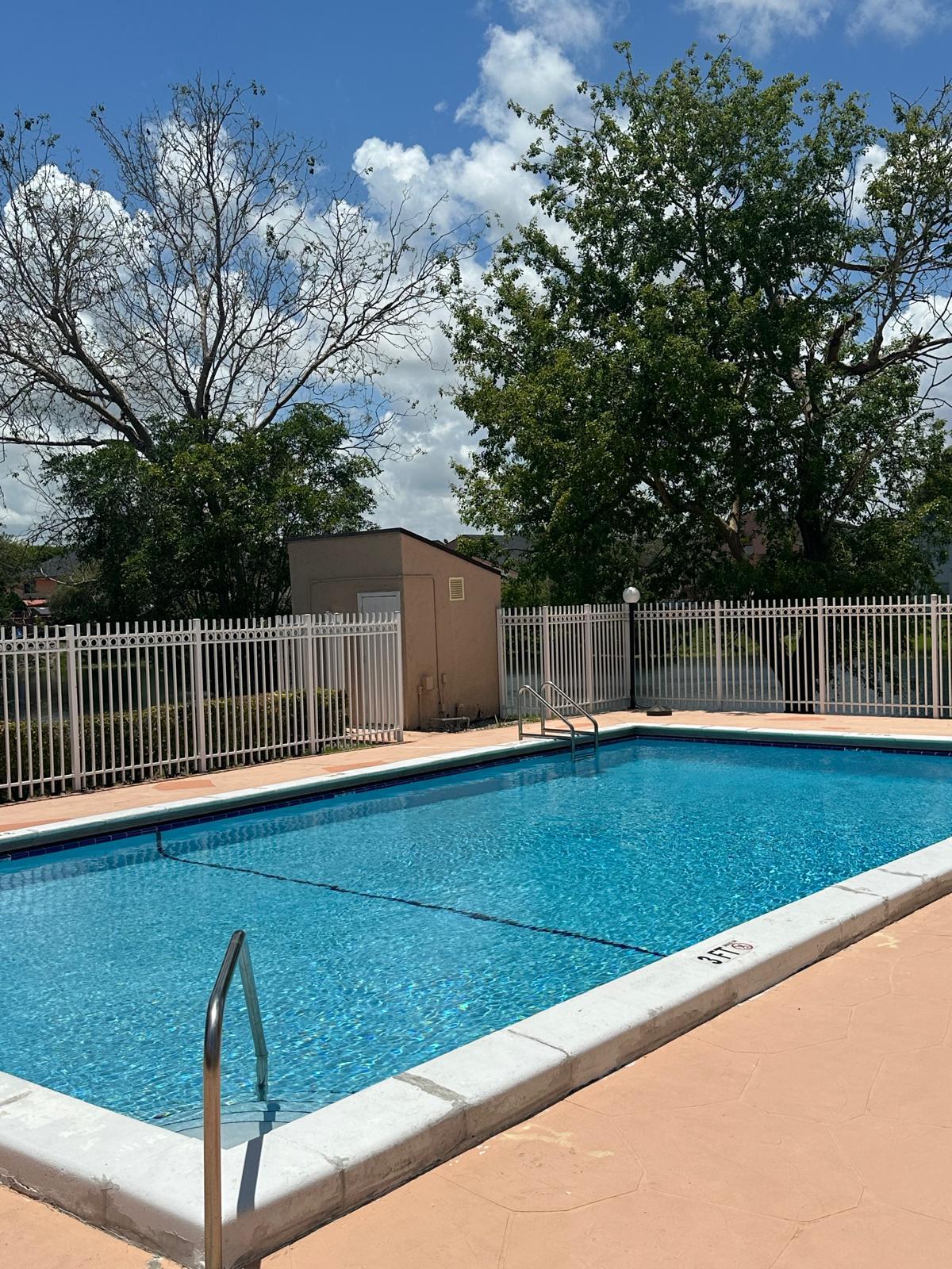 Building Photo - 8420 SW 154th Circle Ct
