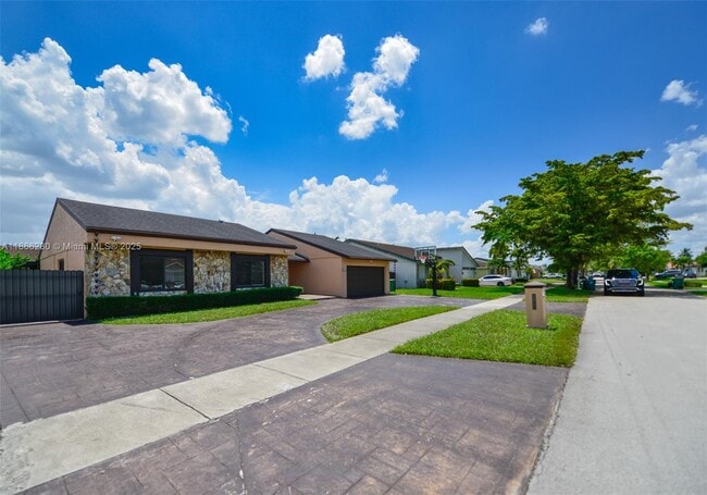 Building Photo - 12710 SW 119th St