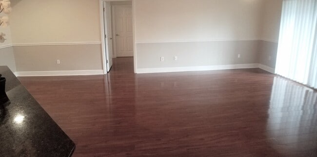 Building Photo - Gorgeous 2/2 condo for rent next to Waterford Lakes Town Center and UCF.