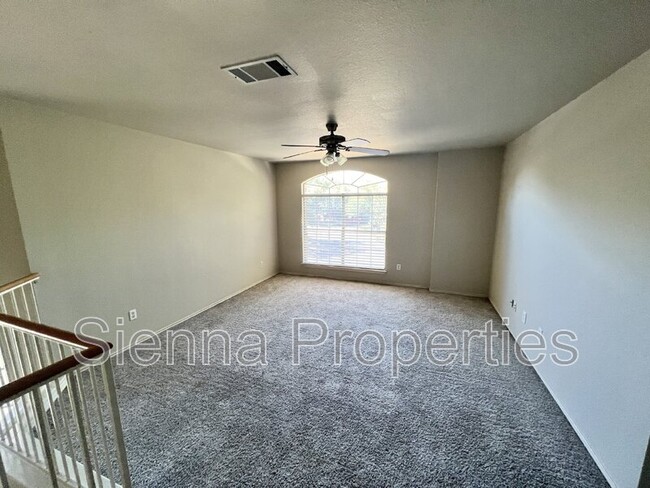 Building Photo - 8917 Whiteworth Loop