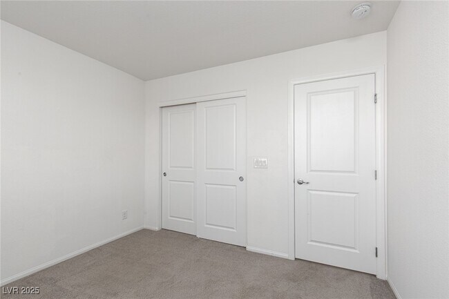 Building Photo - 5319 Wally St