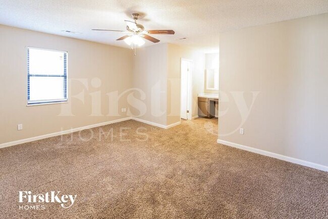 Building Photo - 111 Boone Dr