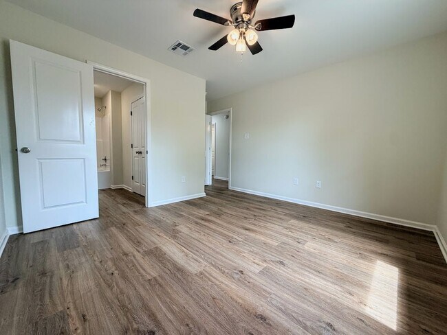 Building Photo - Brand new 2BR/2BA Duplex in Lake Charles!!