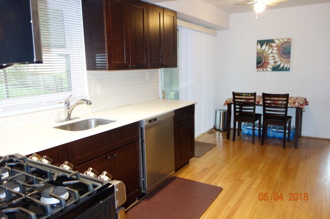 Building Photo - 1134 Alden Ln