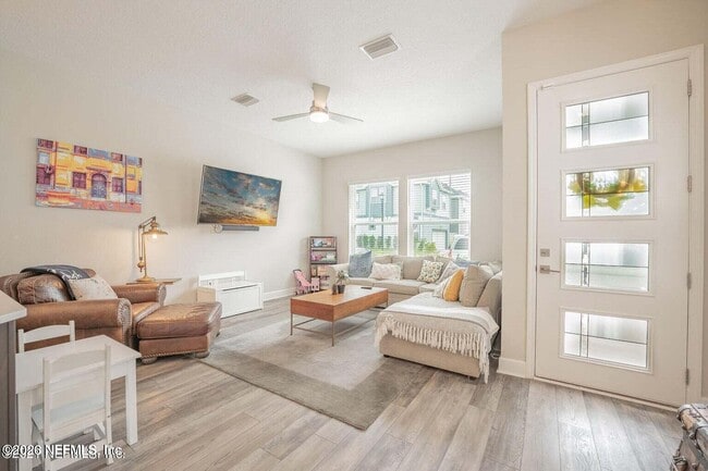 Building Photo - 7413 Beach Walk Pl