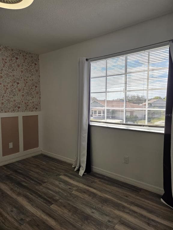 Building Photo - 410 Otter Creek Dr