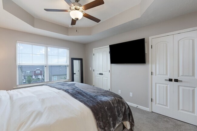 Building Photo - 774 Bradburn Village Way