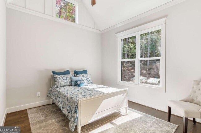 Building Photo - 6 Whisper Pl