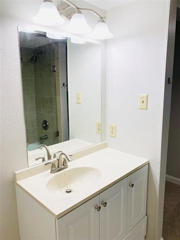 Building Photo - 5200 Martel Ave