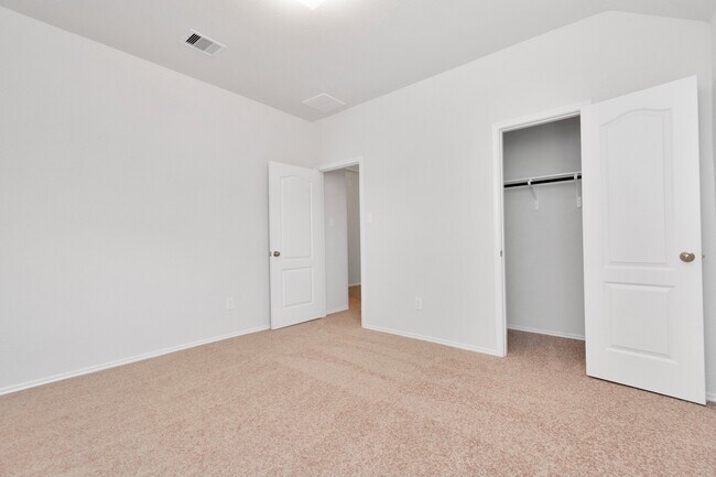Building Photo - 3443 Hughes Mdw Wy