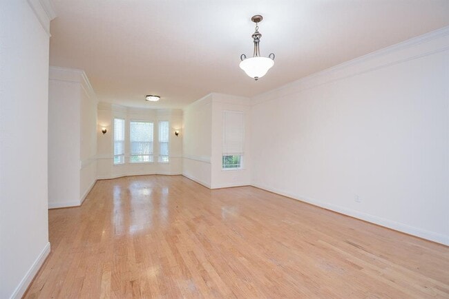 Building Photo - 16407 N Eldridge Pkwy