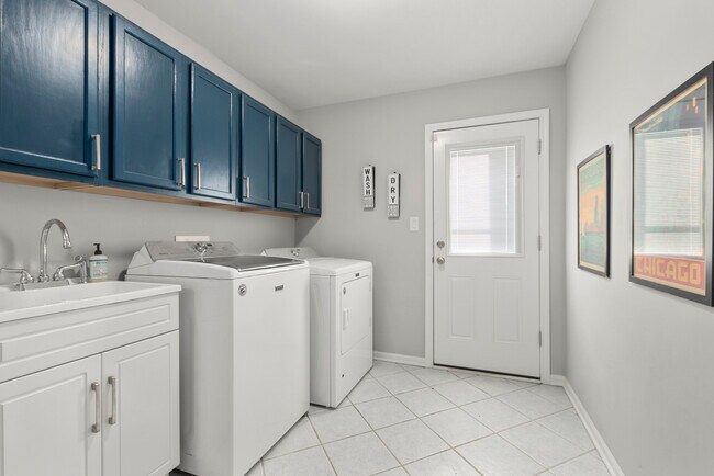 Building Photo - 790 Eastwind Dr