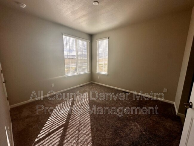 Building Photo - 19580 W 92nd Dr