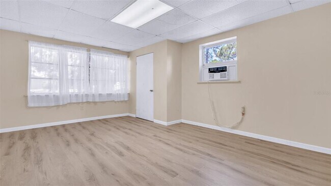 Building Photo - 1209 Alcazar Way S