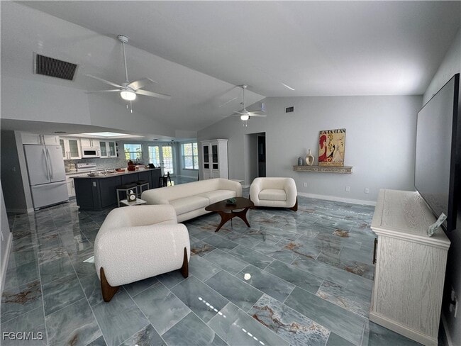 Building Photo - 3707 SE 8th Pl