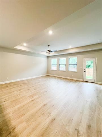 Building Photo - 3419 San Clemente Dr