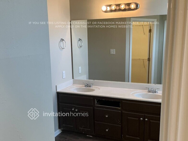 Building Photo - 3261 Inns Brook Way