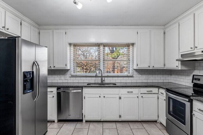 Building Photo - Elon - Large Brick Home, Hardwoods, Granite Counter-Tops, SS Appliances, Fire Place, Carport - Mu...