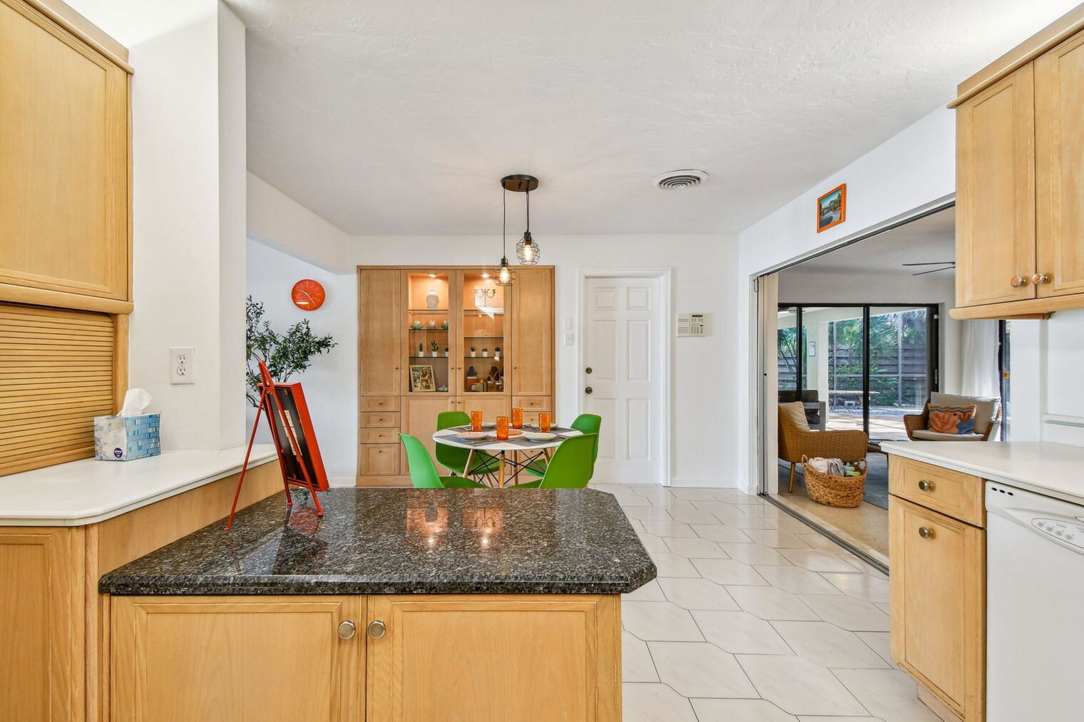 Building Photo - 3415 Fair Oaks Pl