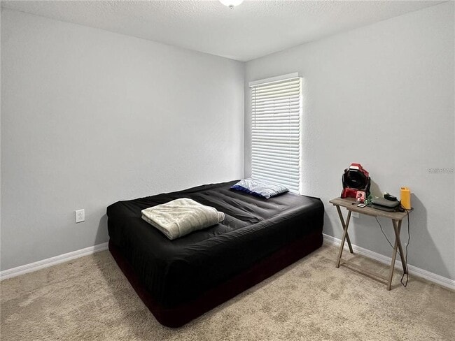 Building Photo - 314 Tanager St