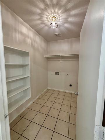 Building Photo - 1412 Santos Dr