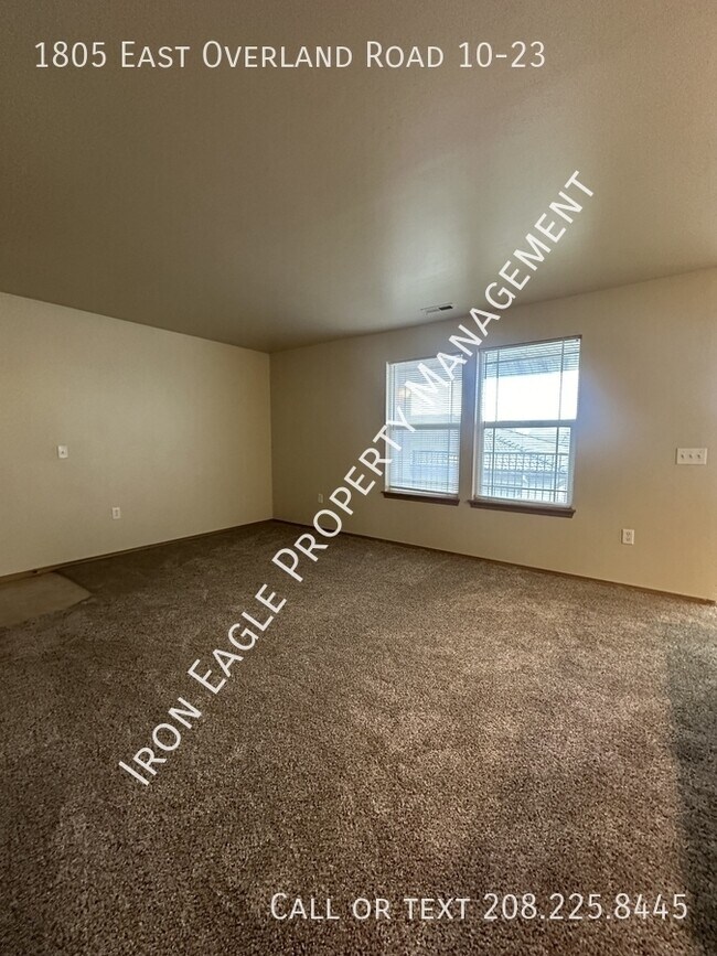 Building Photo - 1805 E Overland Rd