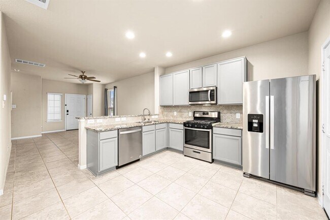Building Photo - 7538 Merrylands Dr