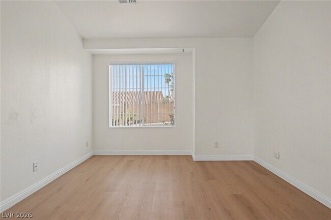 Building Photo - 6671 E Walnut Canyon Dr