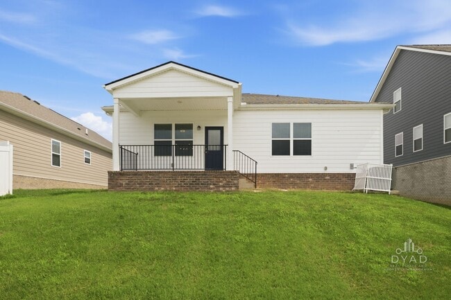 Building Photo - 3707 Clementine Ln