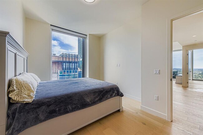 Building Photo - 44 East Ave