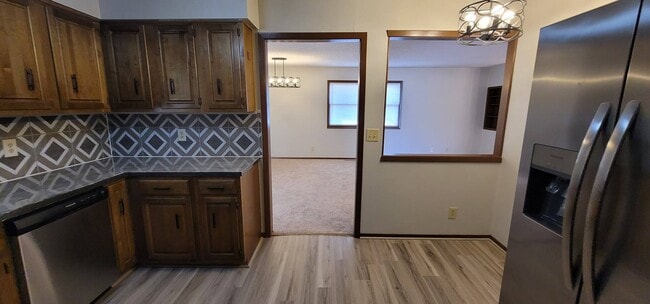 Building Photo - 2141 S Lori Ln