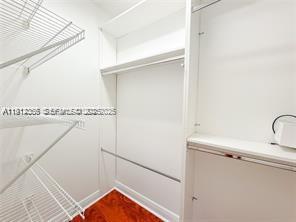 Building Photo - 1621 Diplomat Dr