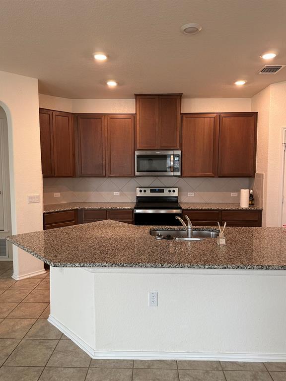 Building Photo - 12617 Anthology St