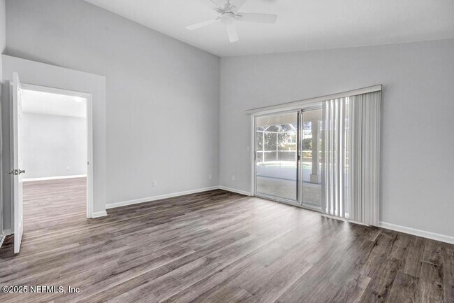 Building Photo - 104 Clam Bake Ct