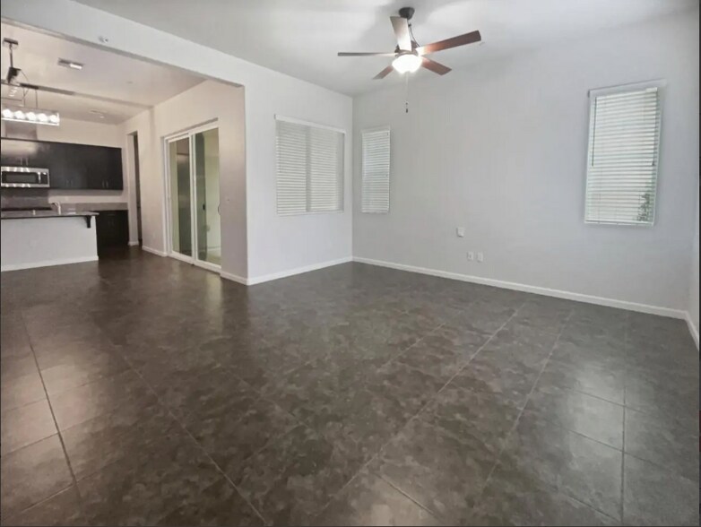 Building Photo - 4418 Natomas Central Dr