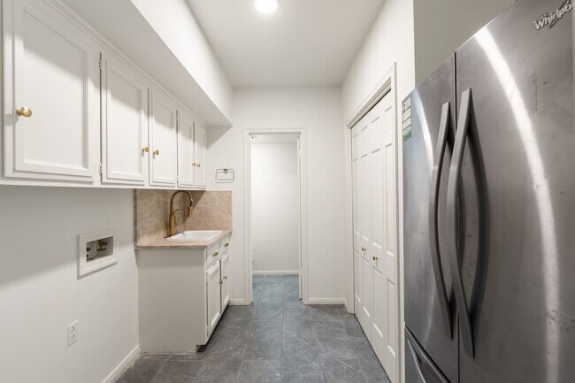 Building Photo - 11739 Wood Ln