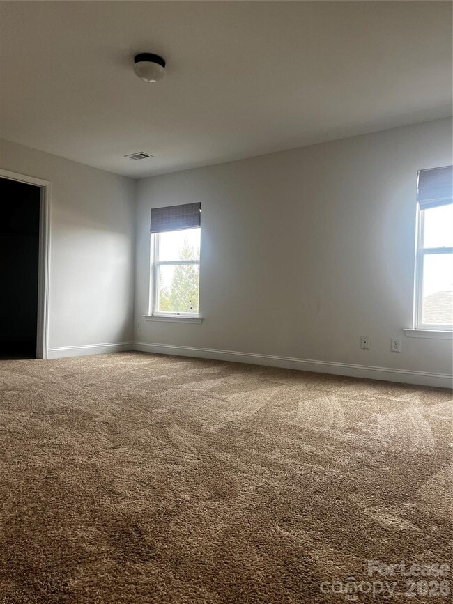 Building Photo - 12918 Tahoe Dr