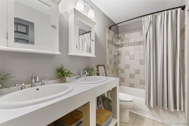 Building Photo - 7535 Churchwood Cir