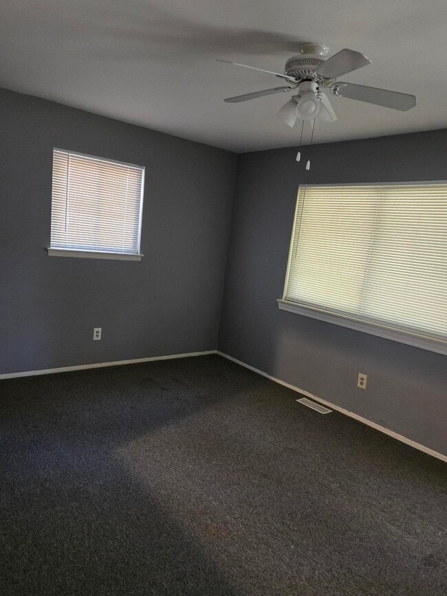 Building Photo - 17629 Prospect St