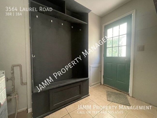 Building Photo - 3-Bedroom Single Family Ranch style home i...