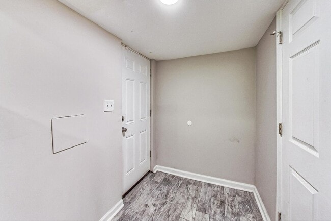 Building Photo - Coming Soon! Gorgeous 4 Bed + 3.5 Ba totally renovated row home in Columbia Heights