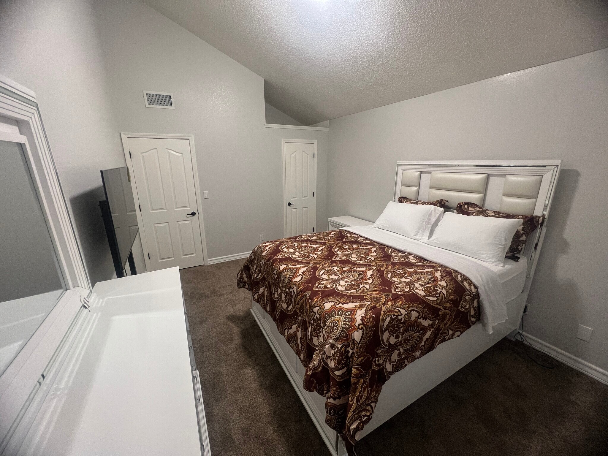 Building Photo - 485 Jeweled Mesa Ct