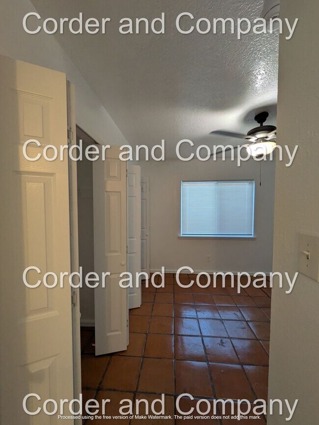 Building Photo - Spacious and naturally lit 4 Bathroom, 2 Bathroom, 2 Car Garage Home at 1,933 Sq Ft.