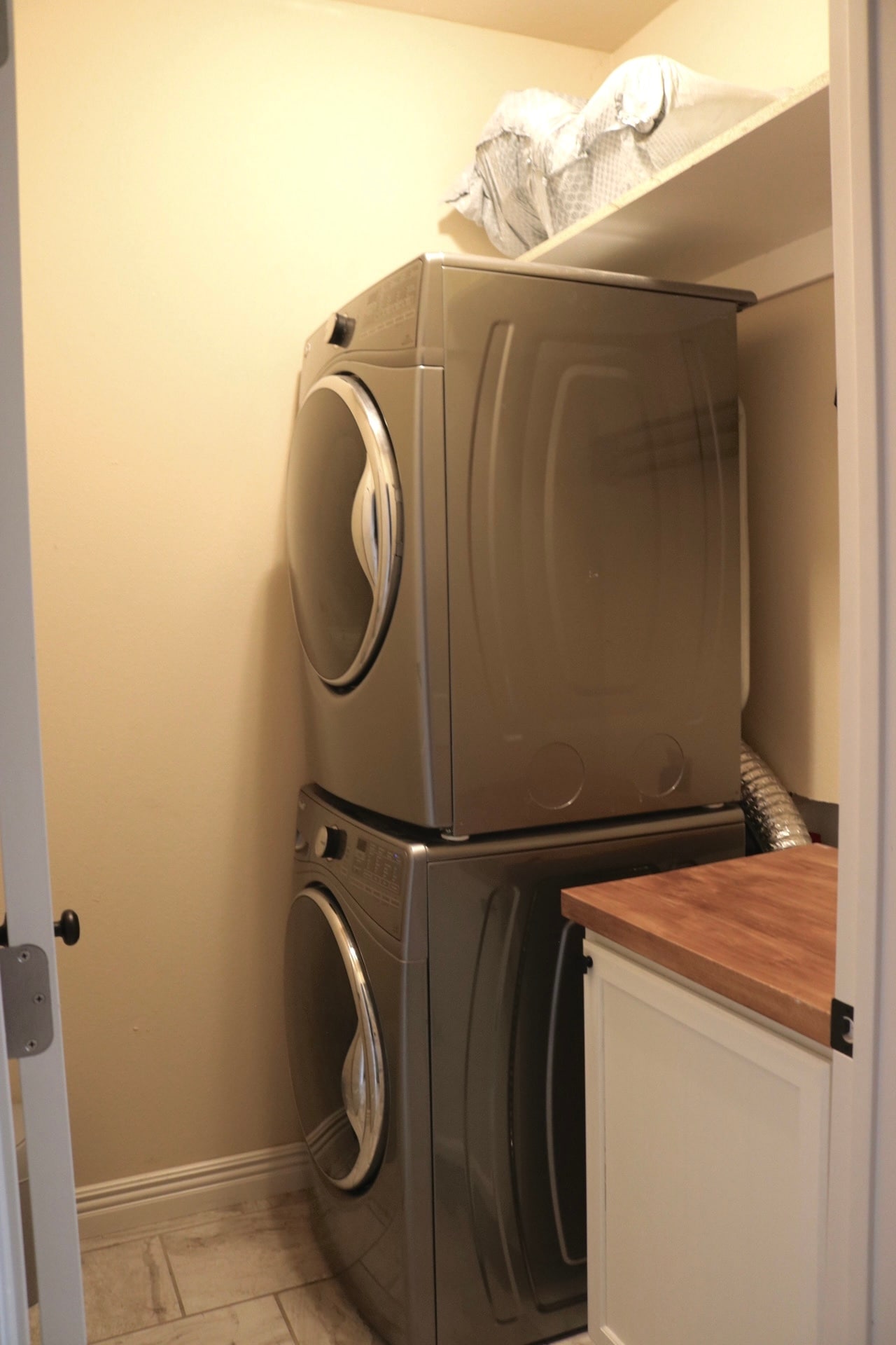 Laundry Room - 5 Dolphin Cir