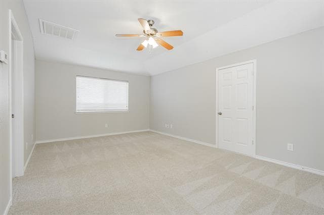 Building Photo - 920 Dogwood Ln