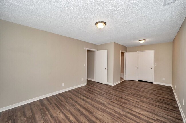 Building Photo - RARE 4BR Bessemer Beauty – Huge Space, Modern Updates & Low Move-In Costs!