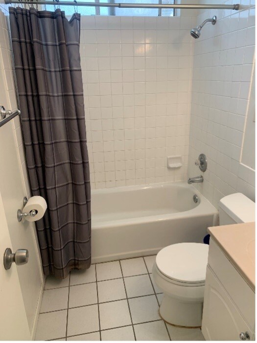 Bath 2 - 440 Veteran Ave