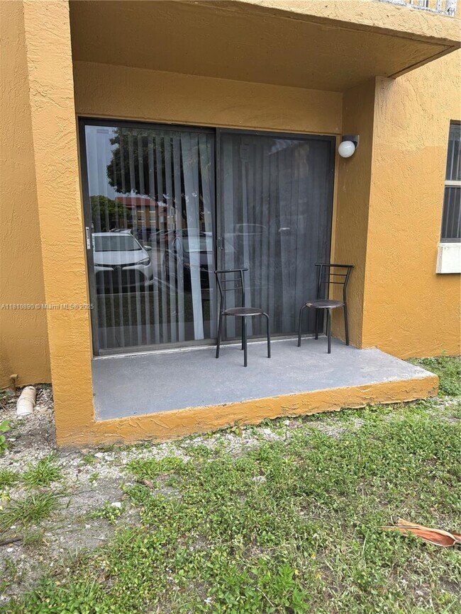 Building Photo - 15600 SW 80th St