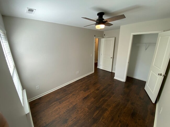 Building Photo - This beautifully 1 small Pet friendly 3 be...