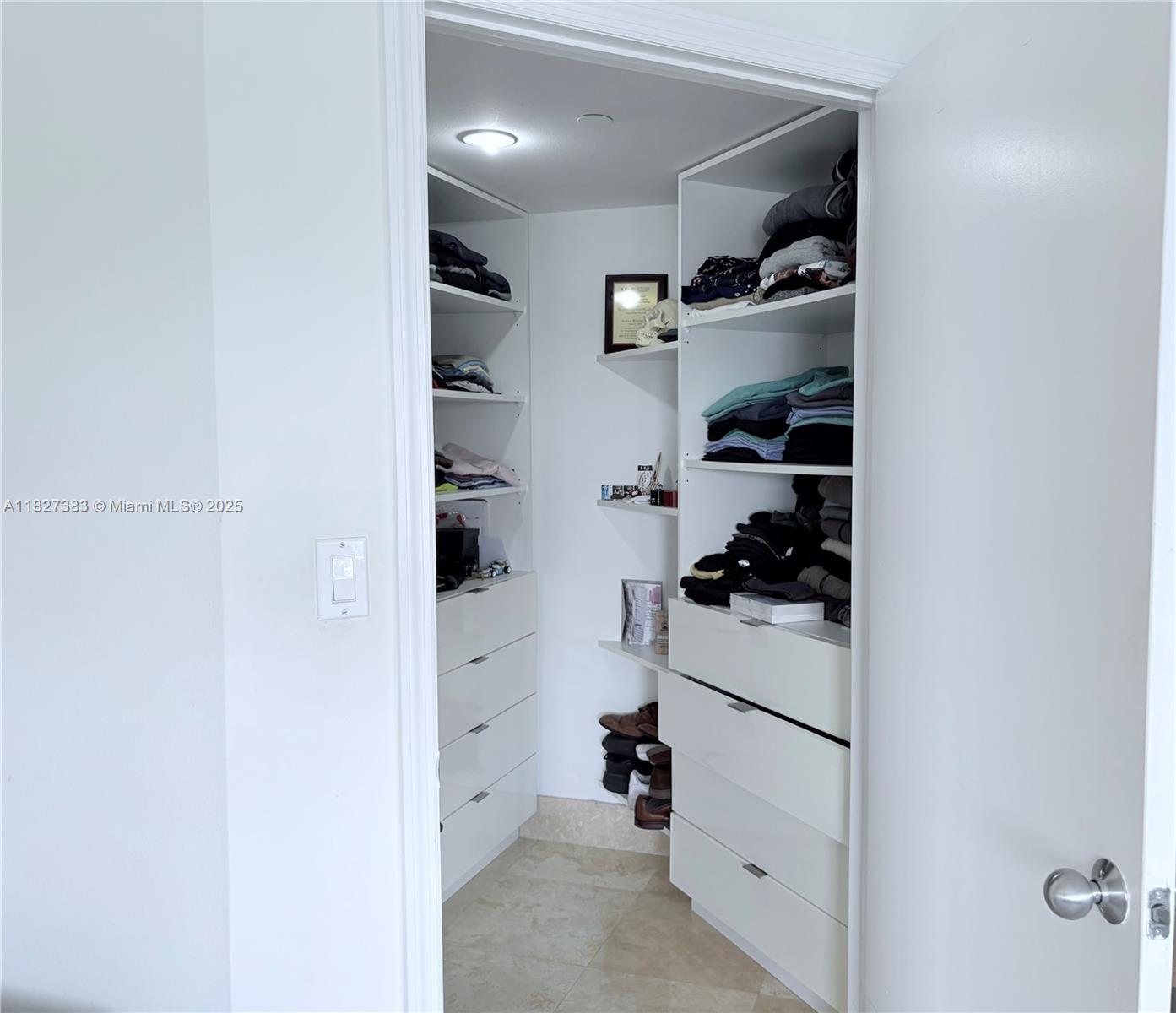 Building Photo - 1330 West Ave